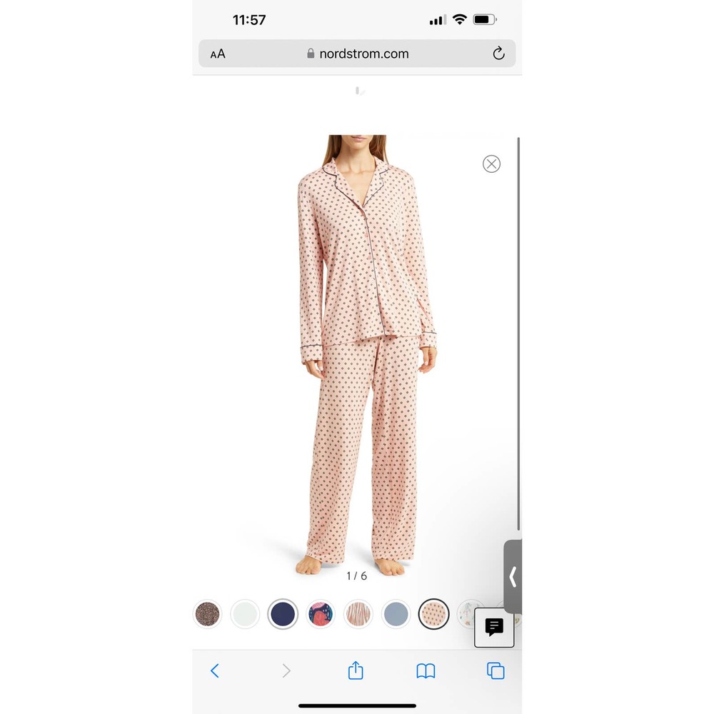 Women’s pajamas - medium